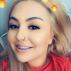 Meet your Posher, Angelita